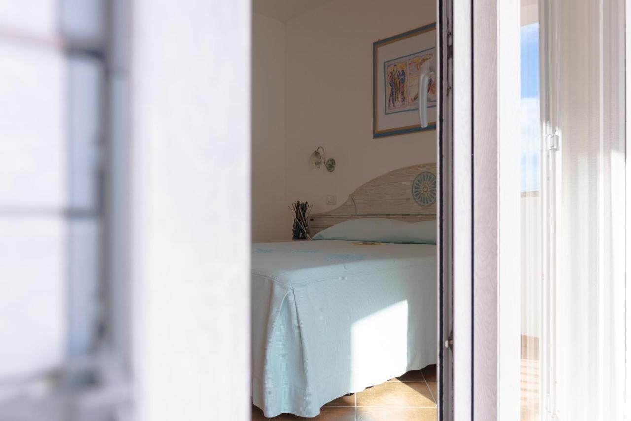 Le Residenze Del Golfo Di Orosei Aparthotel Eksteriør bilde