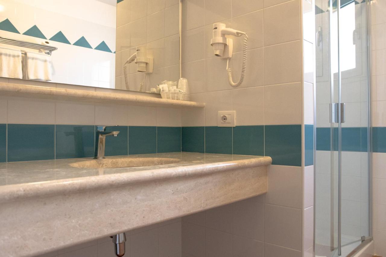 Le Residenze Del Golfo Di Orosei Aparthotel Eksteriør bilde